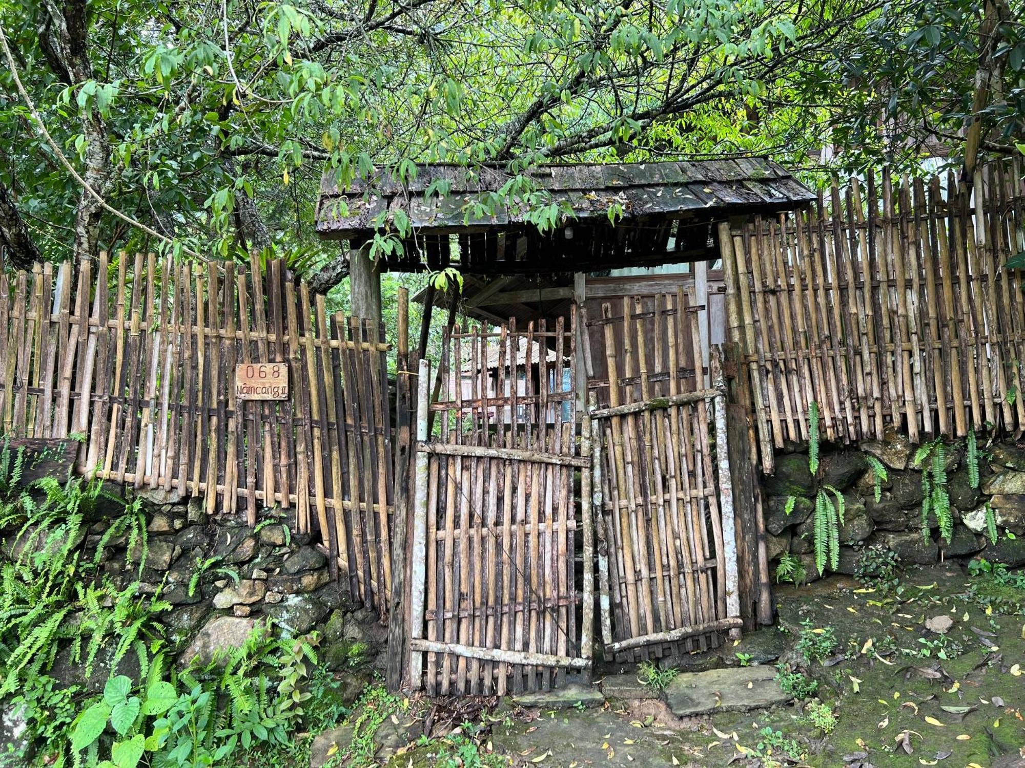 Nam Cang Homestay Lao Cai Exterior photo